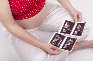 books for moms expecting twins